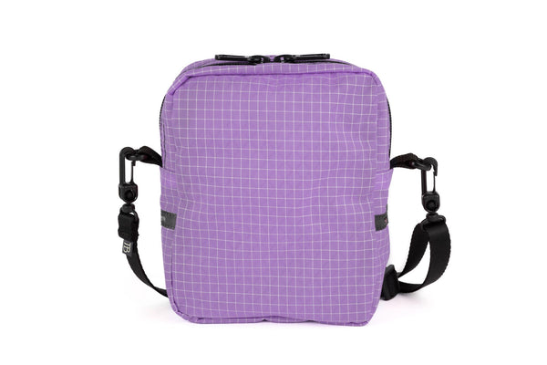 An Everyday Cubelet in Wisteria Halcyon (pale purple with a white grid).